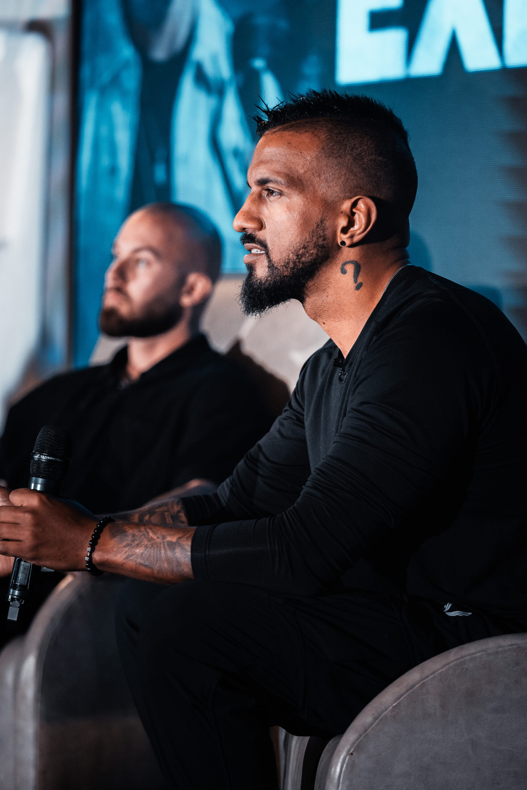 Conversational Form Background